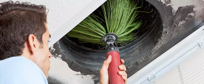 Clogged Air Duct Cleaning Process in Hull, QC