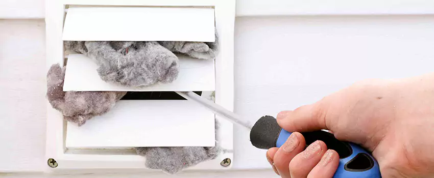 Signs of Dust Accumulation in Vents in Parc-Champlain, QC